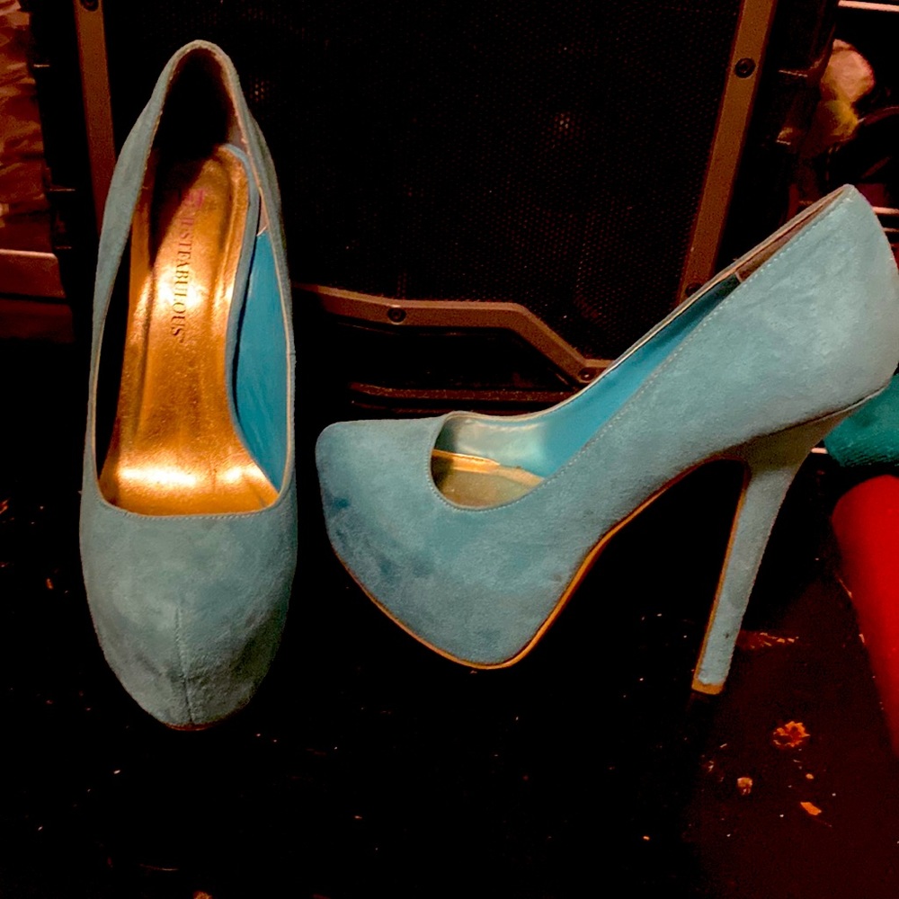 Selling JustFAB shoes. 6in heels/platform toes. Never been worn outside.sz 7